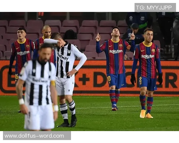 梅西领衔巴萨豪华阵容,全队备战下轮西甲关键战役